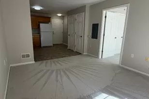 113 Liddle Ave, Edison, NJ 08837 - Photo 5