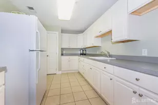 113 Liddle Ave, Edison, NJ 08837 - Photo 17