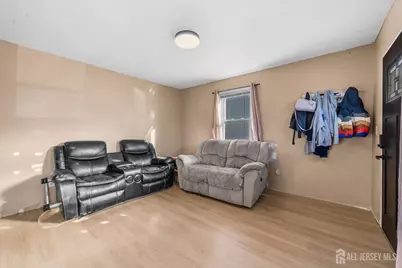 44 Eisenhower Drive, Sayreville, NJ 08872 - Photo 7