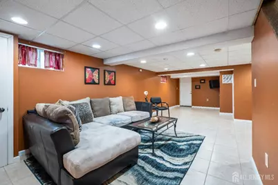28 Bradford Road E, East Brunswick Township, NJ 08816 - Photo 15
