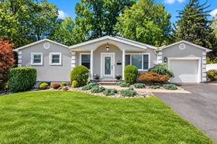 28 Bradford Road E, East Brunswick Township, NJ 08816 - Photo 1
