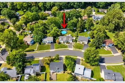 28 Bradford Road E, East Brunswick Township, NJ 08816 - Photo 23