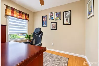28 Bradford Road E, East Brunswick Township, NJ 08816 - Photo 5