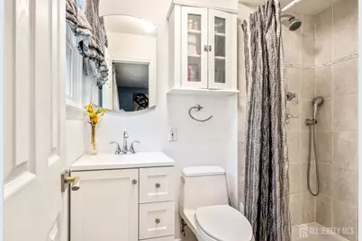 28 Bradford Road E, East Brunswick Township, NJ 08816 - Photo 11