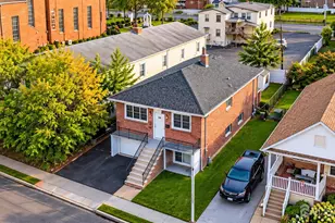 287 E Smith St, Woodbridge Township, NJ 07095 - Photo 1