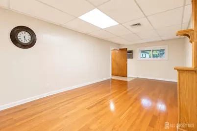 287 E Smith Street, Woodbridge Township, NJ 07095 - Photo 23