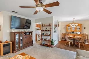 11 Interlaken Ct, Freehold, NJ 07728 - Photo 7