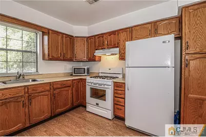 1904 Timber Oaks Road, Edison, NJ 08820 - Photo 13