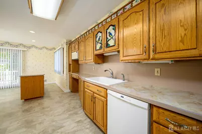 95 New Dover Avenue, Colonia, NJ 07067 - Photo 23