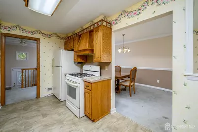 95 New Dover Avenue, Colonia, NJ 07067 - Photo 21