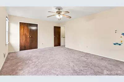 1402 Merrywood Drive, Edison, NJ 08817 - Photo 17