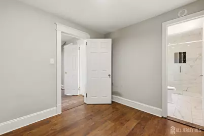 208 S 8th Avenue S, Highland Park, NJ 08904 - Photo 17