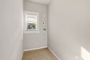 208 S 8th Ave S, Highland Park, NJ 08904 - Photo 9