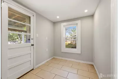 208 S 8th Avenue S, Highland Park, NJ 08904 - Photo 11