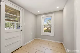 208 S 8th Ave S, Highland Park, NJ 08904 - Photo 11