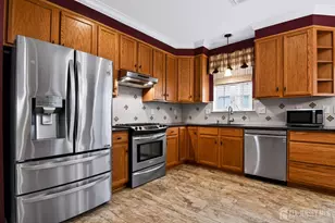 8 George W Helme Dr, Helmetta, NJ 08828 - Photo 5