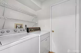 268 Edgeware Ct, Franklin Township, NJ 08873 - Photo 17