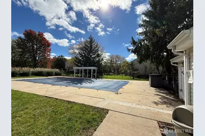 268 Edgeware Court, Franklin Township, NJ 08873 - Photo 41