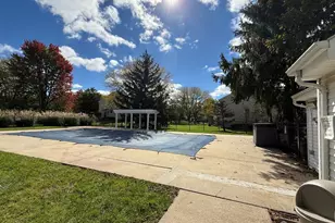 268 Edgeware Ct, Franklin Township, NJ 08873 - Photo 41