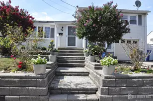 9 Florence St, Sayreville, NJ 08859 - Photo 3