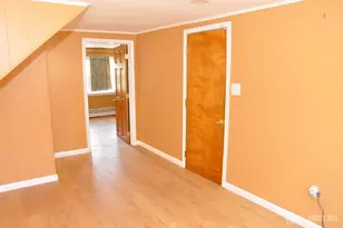 9 Florence St, Sayreville, NJ 08859 - Photo 5
