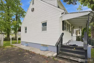 111 Goodrich Street, Iselin, NJ 08830 - Photo 21