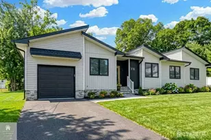 376 Division St, Sayreville, NJ 08879 - Photo 1