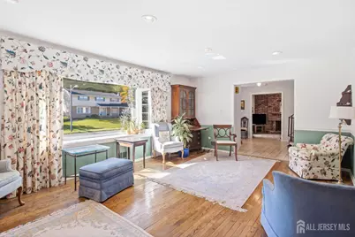35 Woodmere Road, North Brunswick Township, NJ 08902 - Photo 3