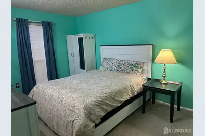 138 Darwin Lane, North Brunswick Township, NJ 08902 - Photo 5