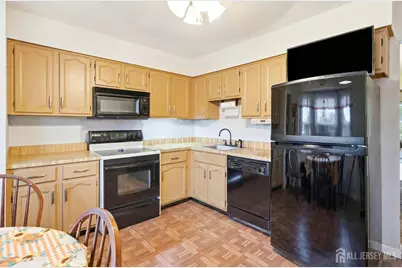 31 Astor Court, Sayreville, NJ 08872 - Photo 13