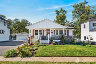 33 Newman St, Metuchen, NJ 08840 - Photo 1