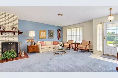 14 Basswood Plaza #B, Monroe Township, NJ 08831 - Photo 5