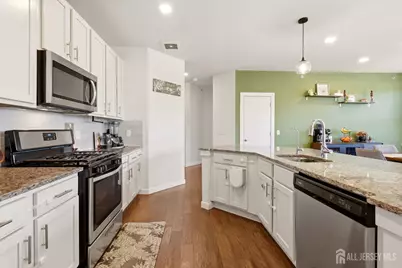 748 Lorhan Drive, Piscataway Township, NJ 08854 - Photo 5