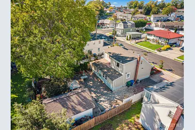 764 Carlock Avenue, Perth Amboy, NJ 08861 - Photo 9