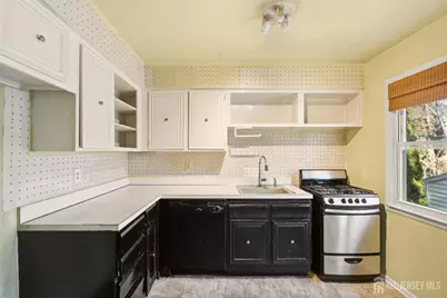 7 Exeter Street, Highland Park, NJ 08904 - Photo 17
