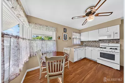 111 Geary Drive, South Plainfield, NJ 07080 - Photo 19