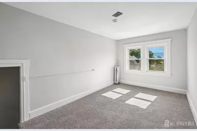 [Address not provided], Perth Amboy, NJ 08861 - Photo 25