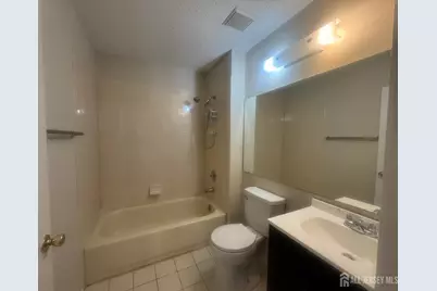 20 Denise Drive, Edison, NJ 08820 - Photo 11