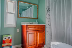 33 Freddie Ave, Avenel, NJ 07001 - Photo 9