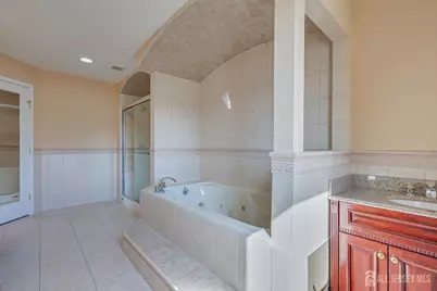 75 Rieder Road, Edison, NJ 08817 - Photo 31