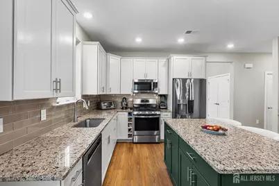 118 Starlight Drive, Monroe Township, NJ 08831 - Photo 15