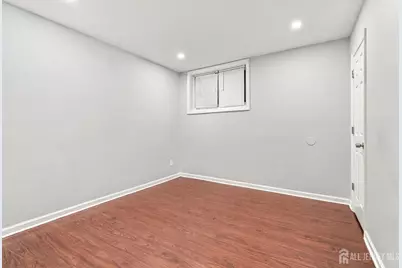 25 College Drive, Edison, NJ 08817 - Photo 13