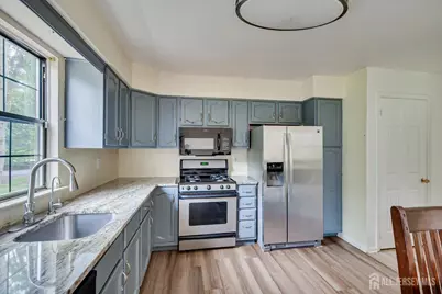 503 Timber Oaks Road, Edison, NJ 08820 - Photo 17