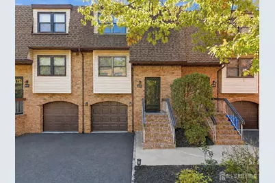 6102 N Oaks Boulevard, North Brunswick Township, NJ 08902 - Photo 1