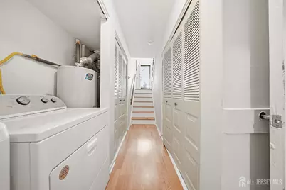 6102 N Oaks Boulevard, North Brunswick Township, NJ 08902 - Photo 23