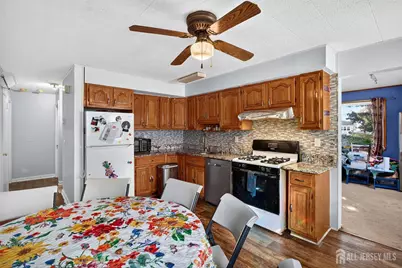 8 Kelly Street, Metuchen, NJ 08840 - Photo 9