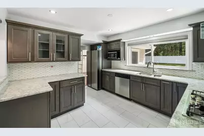 80 Stillwell Road, South Brunswick Township, NJ 08824 - Photo 9