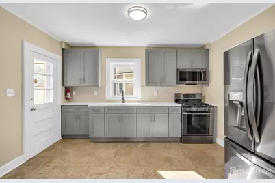 325 Hancock Street, South Plainfield, NJ 07080 - Photo 15
