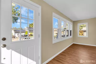 325 Hancock Street, South Plainfield, NJ 07080 - Photo 5