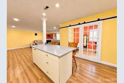 8607 Tamarron Drive, Plainsboro Township, NJ 08536 - Photo 9